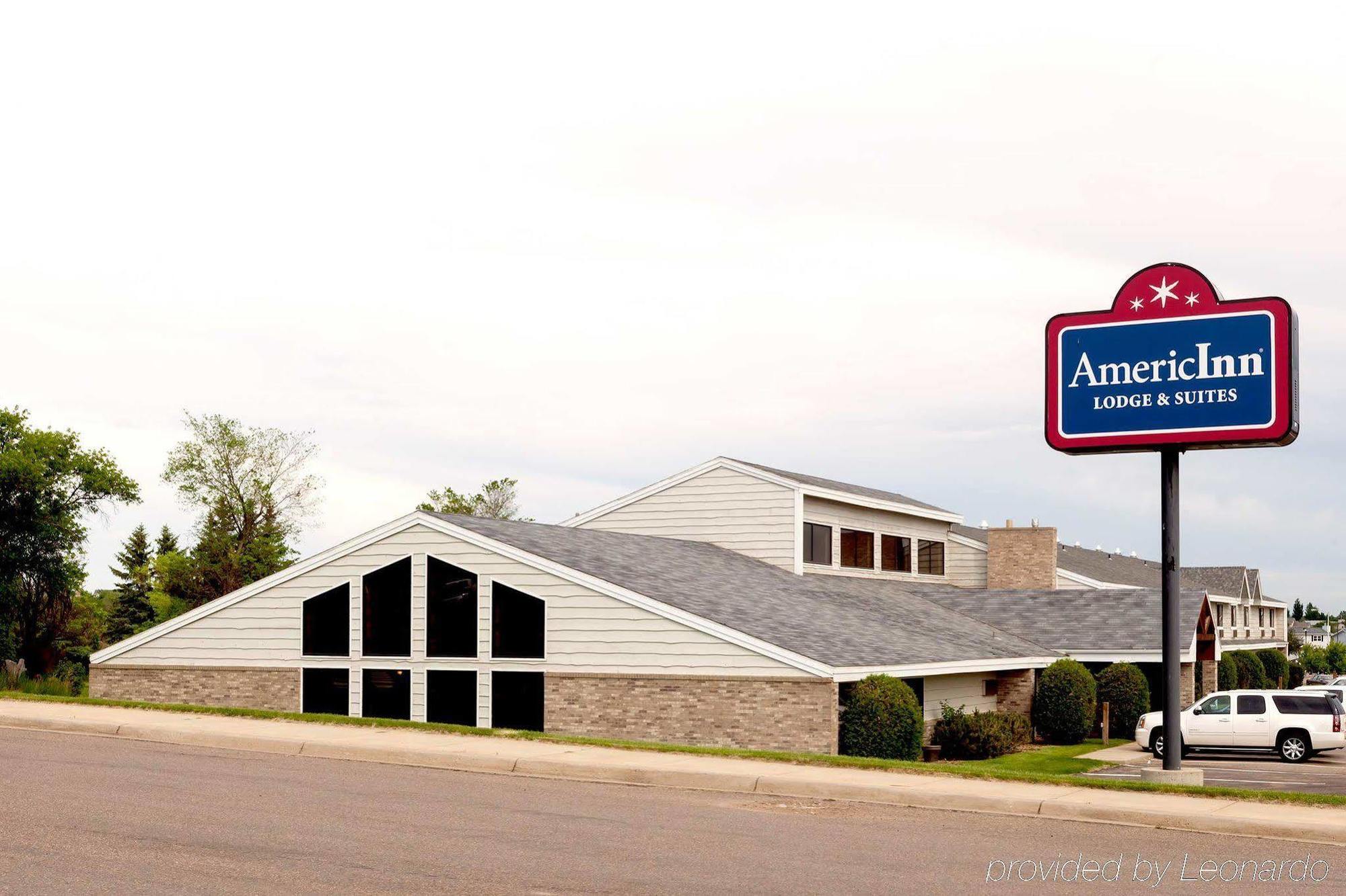 Americinn By Wyndham Dickinson Buitenkant foto
