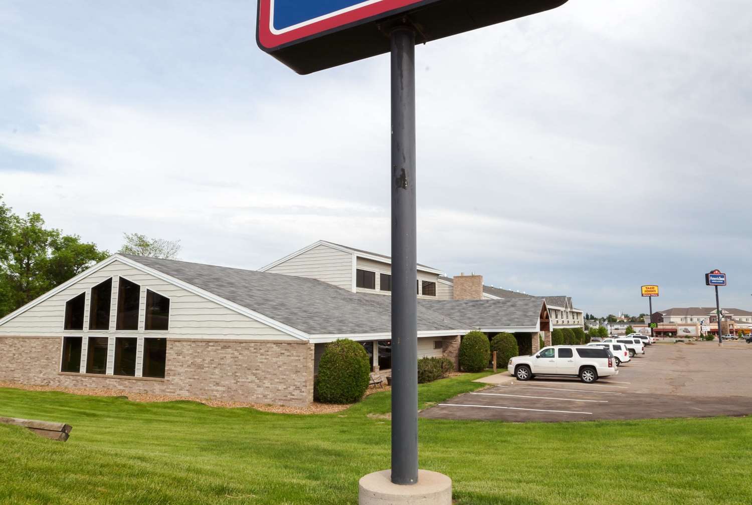 Americinn By Wyndham Dickinson Buitenkant foto